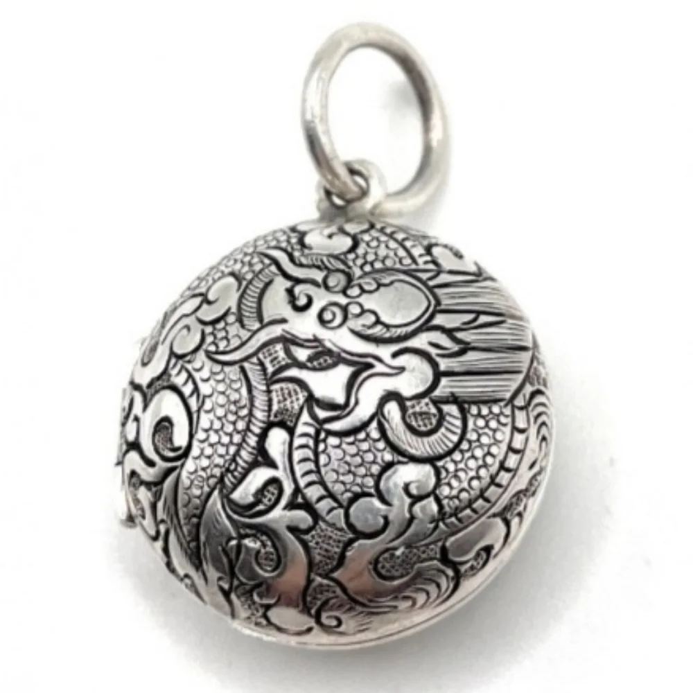Rare Vintage Silpada Sterling Silver Etched Dragon Locket Pendant - Picture 4 of 15